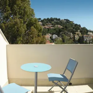 Dona Carmen Apartment